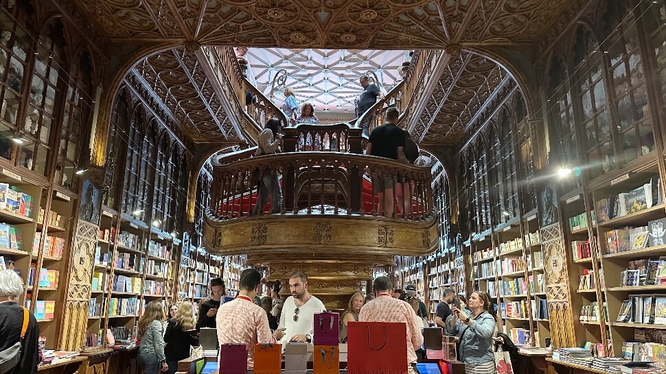ספריית Lello בפורטו